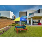 Masuta copii cu Bancute Curcubeu din lemn si Cutii cu Nisip - Bancuta cu Masuta Axi pentru Picnic si Activitati 2 in 1 cu recipente pentru nisip si apa Masuta copii cu Bancute Curcubeu din lemn si Cutii cu Nisip - Bancuta cu Masuta Axi pentru Picnic si Activitati 2 in 1 cu recipente pentru nisip si apa